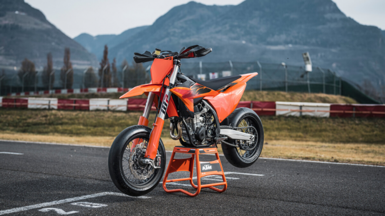 JAUNAIS 2027. GADA KTM 450 SMR